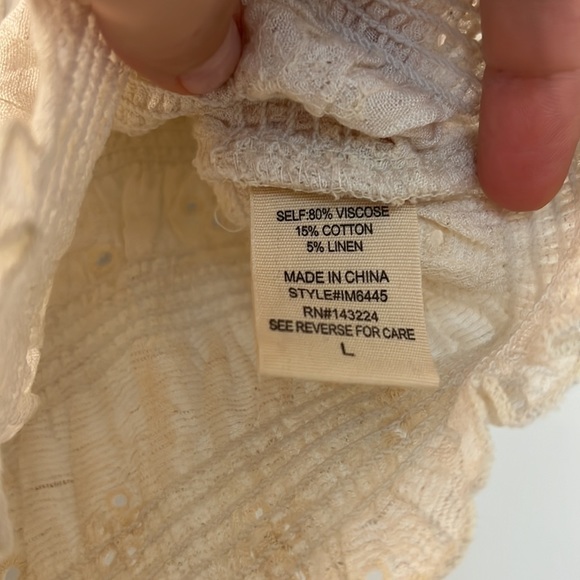 Crop top - Picture 3 of 4